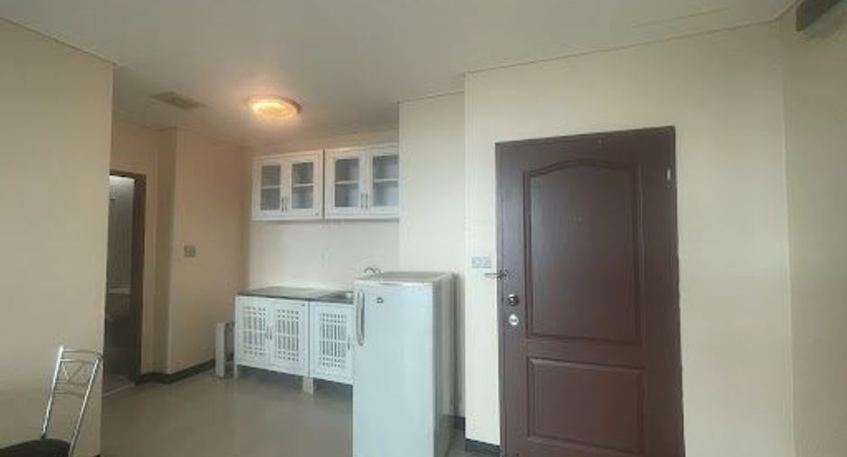 For rent 1 bed condo in Sathon, Bangkok