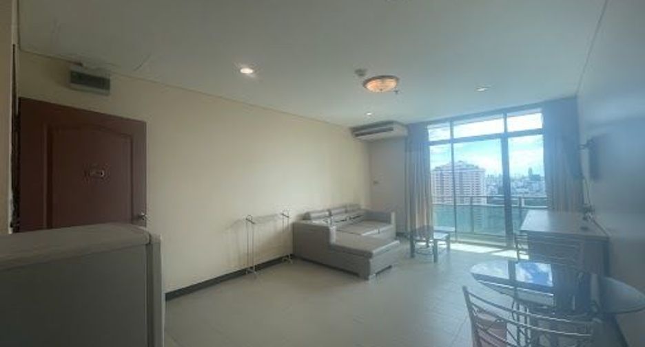 For rent 1 bed condo in Sathon, Bangkok