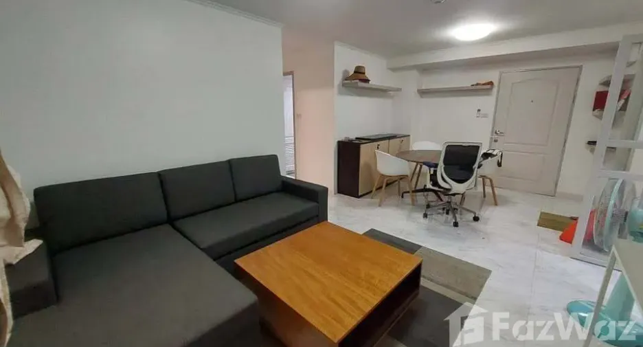 For rent 2 bedrooms condo in Sathon, Bangkok
