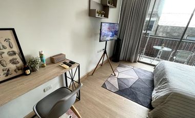 À louer studio condo à Sathon, Bangkok