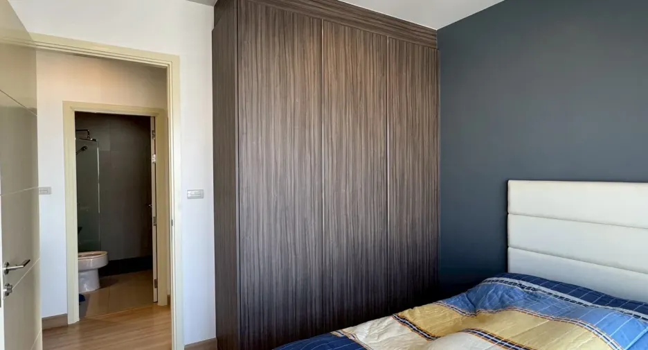 Condo en alquiler de 2 habitaciones en Khlong San, Bangkok