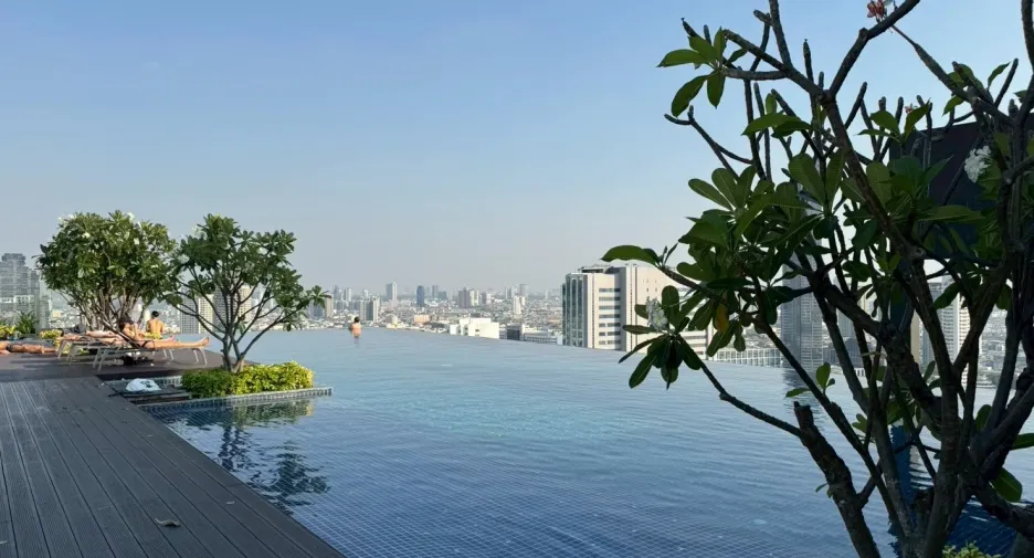 Condo en alquiler de 2 habitaciones en Khlong San, Bangkok