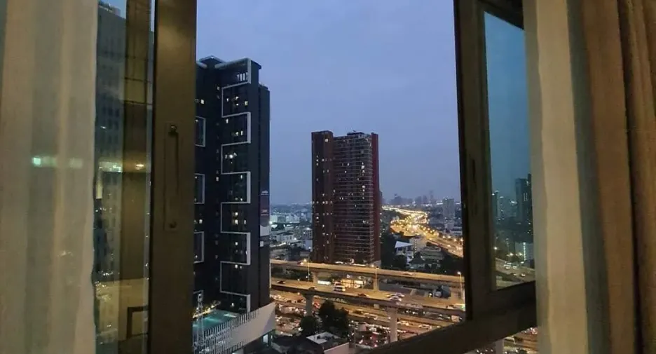 Wohnung zur Miete mit 1 Zimmer in Bang Kapi, Bangkok