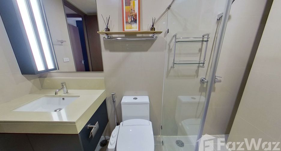 For rent 2 bedrooms condo in Pathum Wan, Bangkok