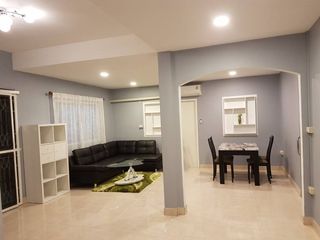 ให้เช่า 3 ห้องนอน บ้านเดี่ยว ใน บางนา, กรุงเทพฯ