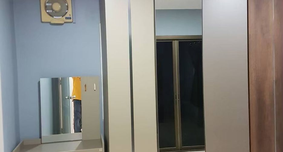 For rent 3 bedrooms house in Bang Na, Bangkok