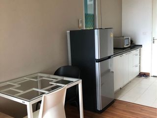 For rent studio condo in Khlong Toei, Bangkok