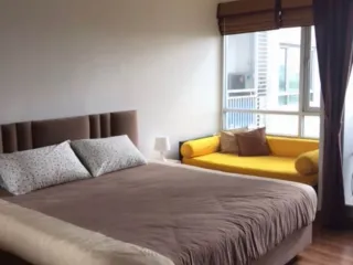 For rent studio condo in Khlong Toei, Bangkok