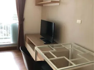 For rent studio condo in Khlong Toei, Bangkok