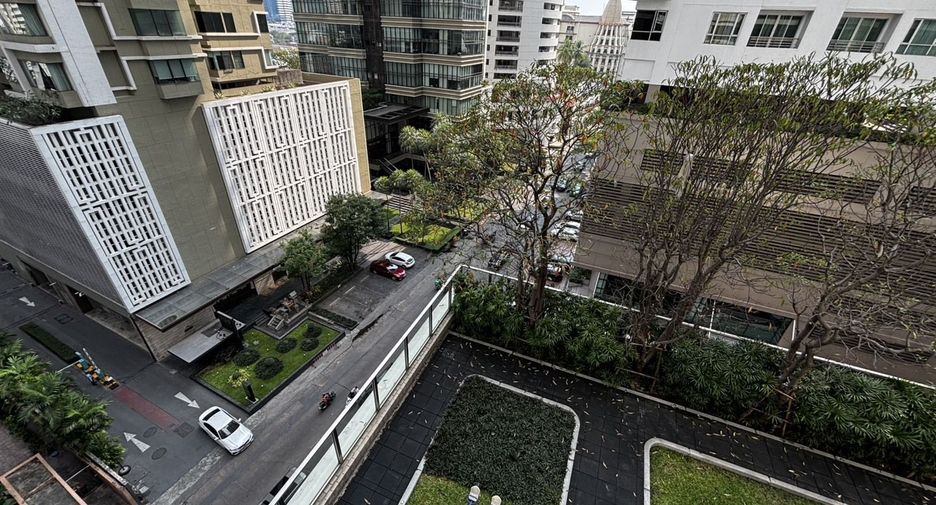 For rent 2 ベッドルーム condo in Khlong Toei, Bangkok