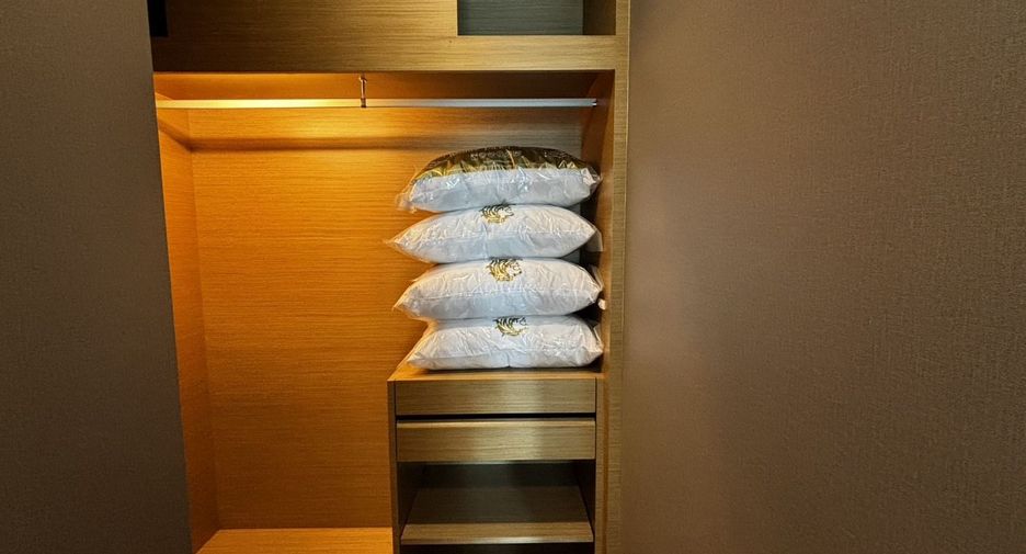 For rent 2 ベッドルーム condo in Khlong Toei, Bangkok