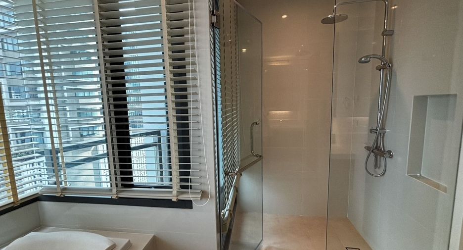 For rent 2 ベッドルーム condo in Khlong Toei, Bangkok