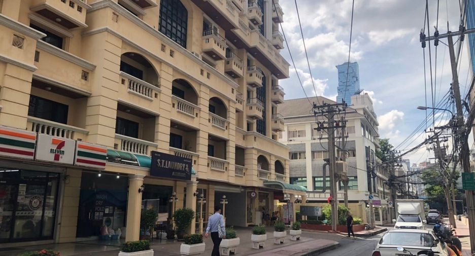 For rent studio condo in Bang Rak, Bangkok