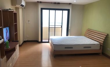 For rent studio condo in Bang Rak, Bangkok