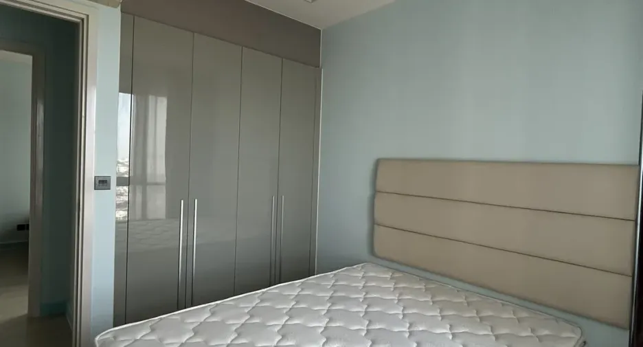 For rent 2 bedrooms condo in Phaya Thai, Bangkok