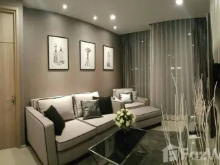 For rent 2 bedrooms condo in Pathum Wan, Bangkok