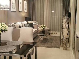 For rent 2 bedrooms condo in Pathum Wan, Bangkok