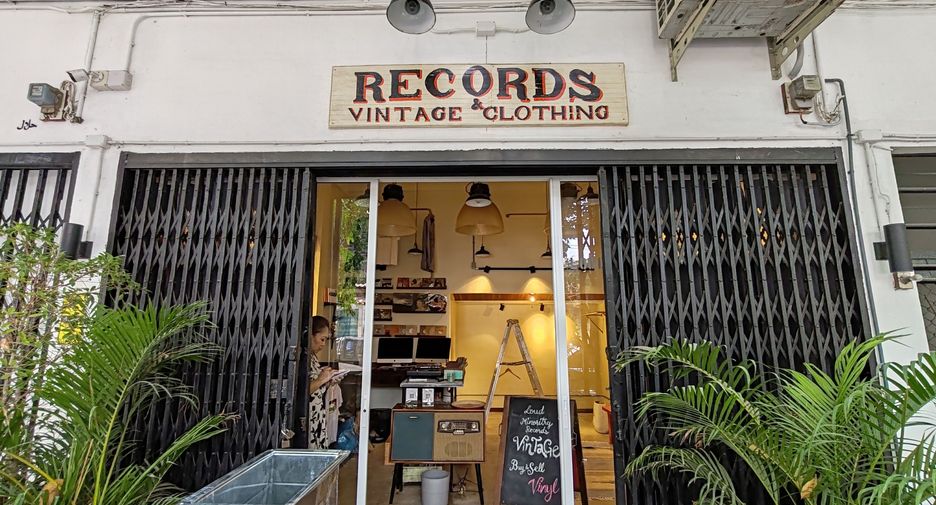 For rent retail Space in Bang Kho Laem, Bangkok