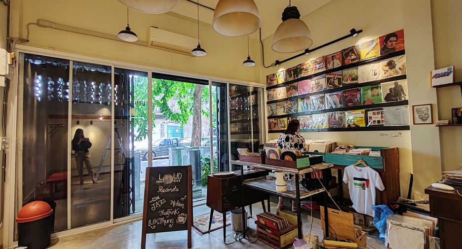 For rent retail Space in Bang Kho Laem, Bangkok