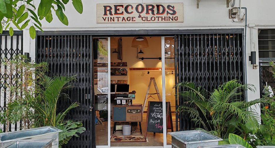 For rent retail Space in Bang Kho Laem, Bangkok