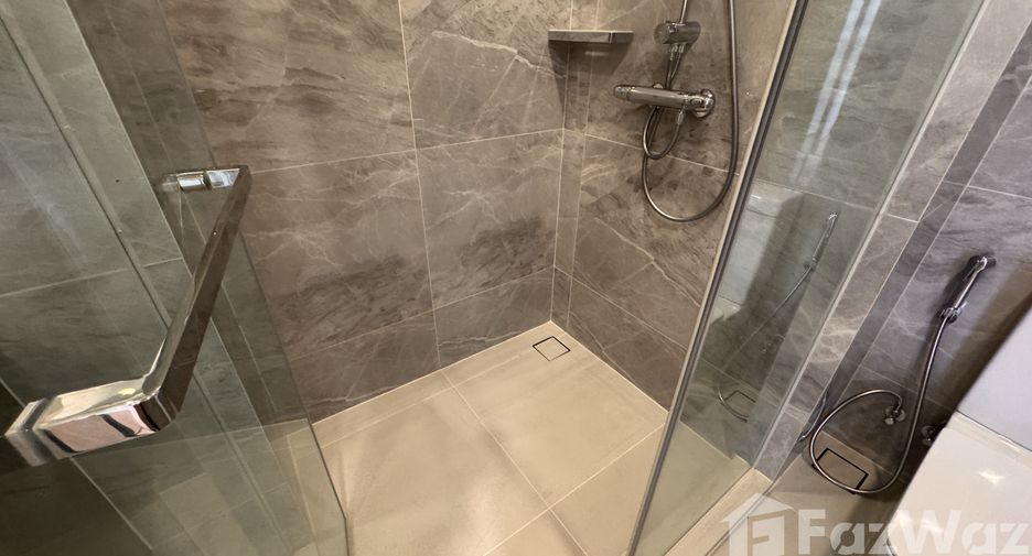 For rent 1 bed condo in Pathum Wan, Bangkok