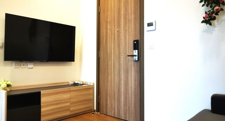 For rent 1 bed condo in Pathum Wan, Bangkok