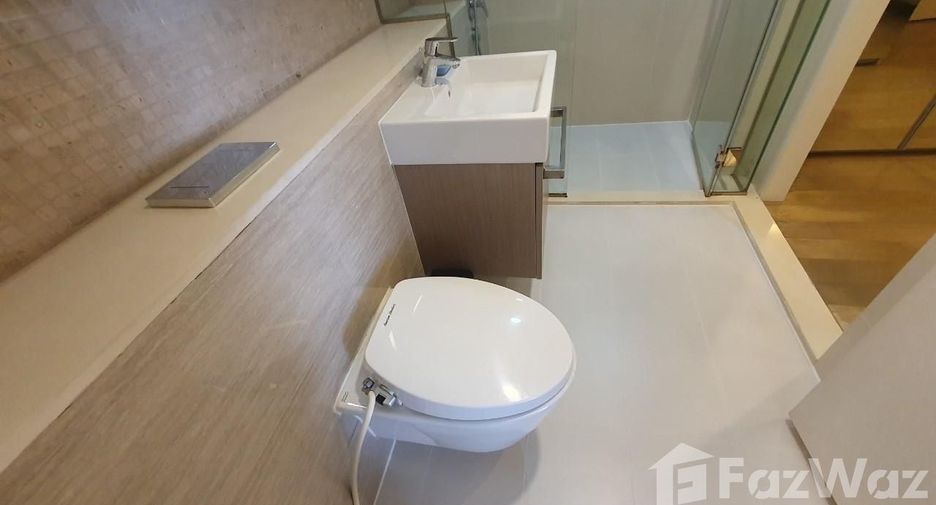 For rent 1 bed condo in Khlong Toei, Bangkok