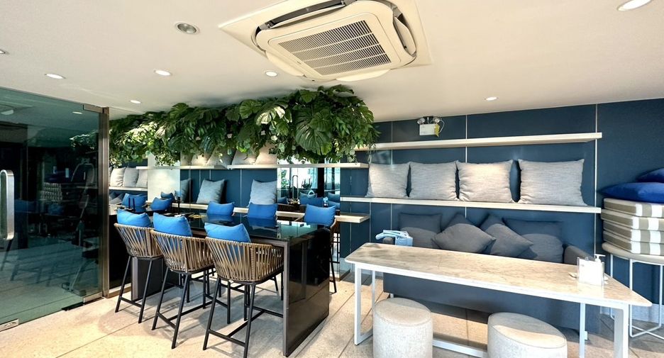 For rent 1 bed condo in Phaya Thai, Bangkok