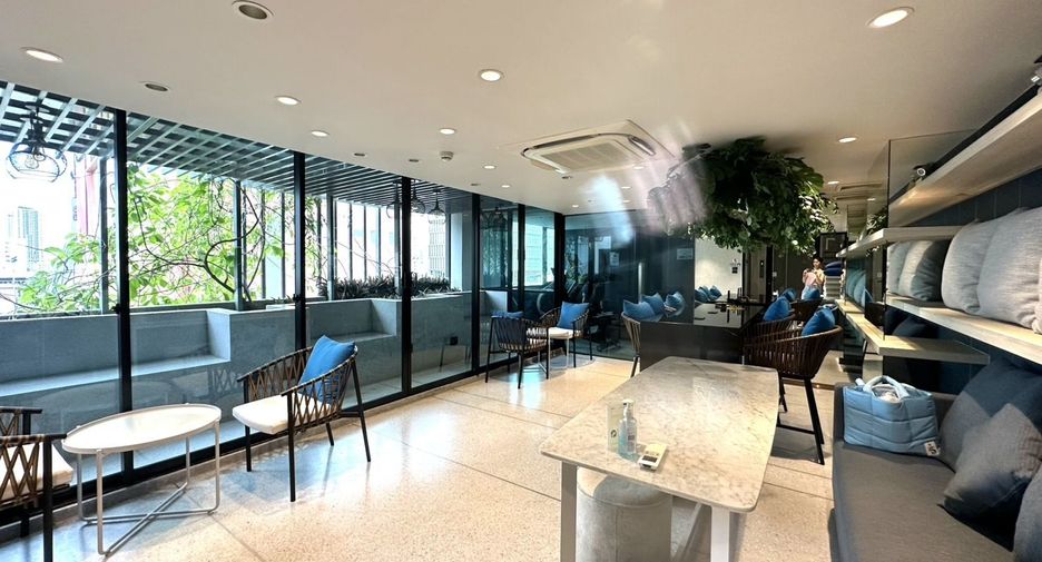 For rent 1 bed condo in Phaya Thai, Bangkok