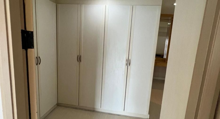 Apartment zur Miete mit 3 Zimmer in Watthana, Bangkok
