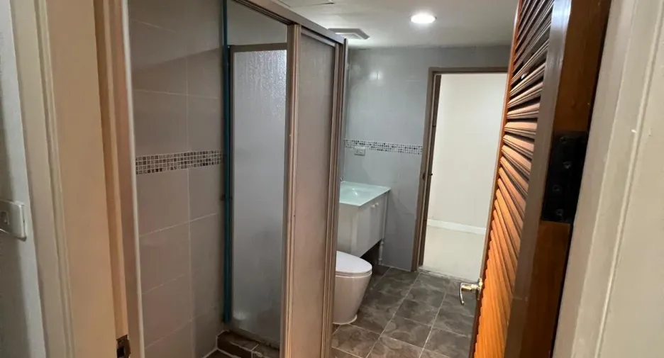 Apartment zur Miete mit 3 Zimmer in Watthana, Bangkok