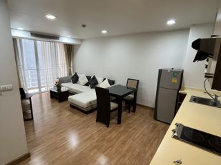 Apartamento en alquiler de 1 habitaciones en Khlong Toei, Bangkok