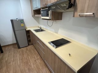 Apartamento en alquiler de 1 habitaciones en Khlong Toei, Bangkok