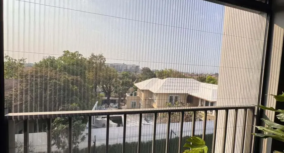 For rent 1 bed condo in Bang Kapi, Bangkok