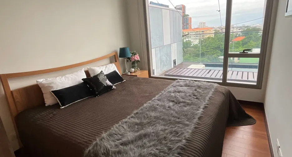 For rent 2 bedrooms condo in Khlong Toei, Bangkok