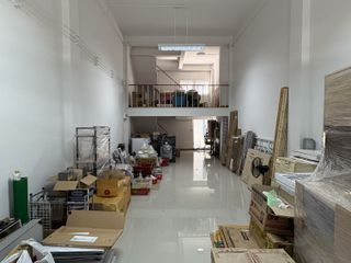ให้เช่า 4 ห้องนอน พื้นที่ค้าปลีก ใน บางรัก, กรุงเทพฯ