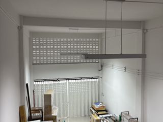 ให้เช่า 4 ห้องนอน พื้นที่ค้าปลีก ใน บางรัก, กรุงเทพฯ