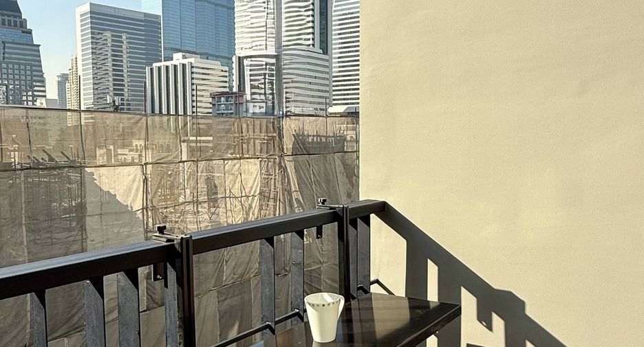 For rent 1 bed condo in Sathon, Bangkok