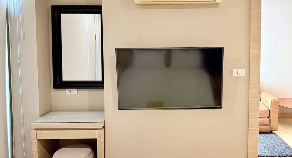 For rent 1 bed condo in Sathon, Bangkok