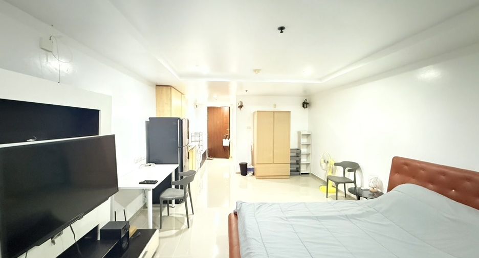 For rent スタジオ condo in Khlong Toei, Bangkok