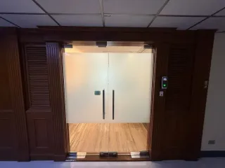 À louer bureau à Bang Rak, Bangkok