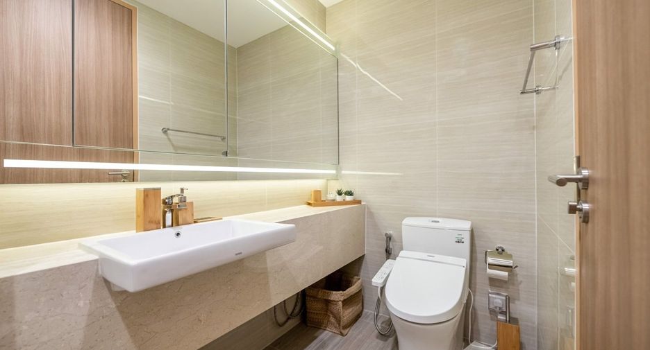 For rent 1 bed condo in Watthana, Bangkok