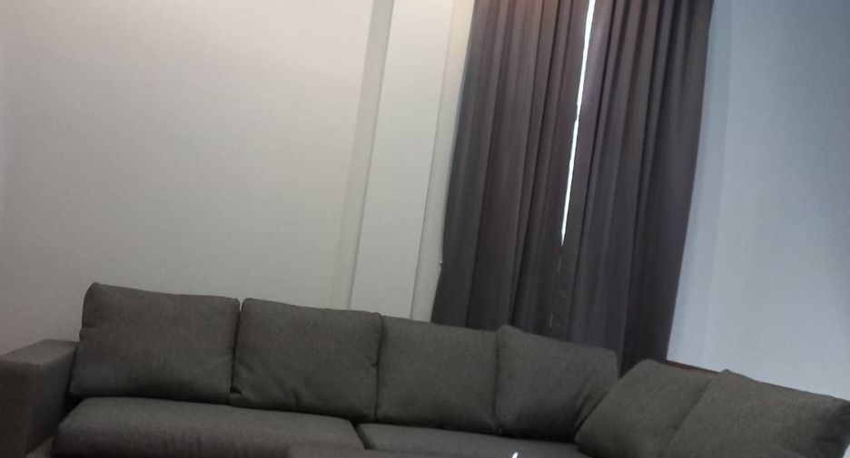 For rent 3 ベッドルーム townhouse in Suan Luang, Bangkok