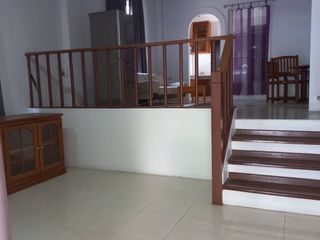 出租 3 卧室 联排别墅 在 Suan Luang, 曼谷