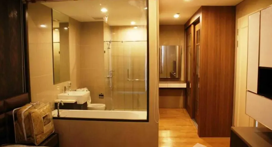 For rent 1 bed condo in Watthana, Bangkok