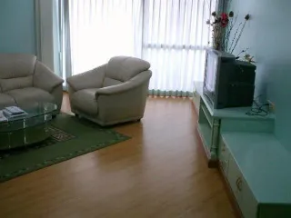 For rent 2 bedrooms condo in Yan Nawa, Bangkok