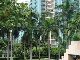 For rent 2 bedrooms condo in Yan Nawa, Bangkok