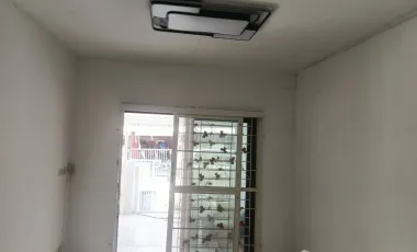 For rent 3 bedrooms townhouse in Bang Khae, Bangkok