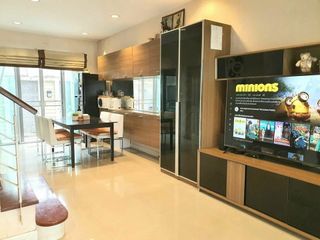 Haus zur Miete mit 4 Zimmer in Chom Thong, Bangkok