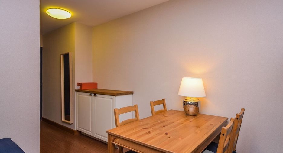 Condo en alquiler de 1 habitaciones en Huai Khwang, Bangkok